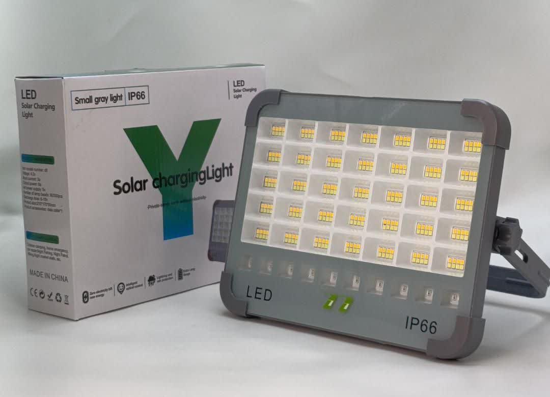 پرژکتور LED خورشیدی 200 وات مدل Solar | نورافکن پرقدرت فضای باز ضدآب